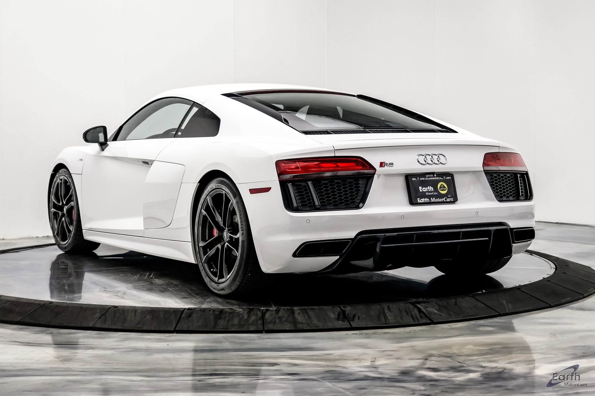 Used 2018 Audi R8 V10 image 13