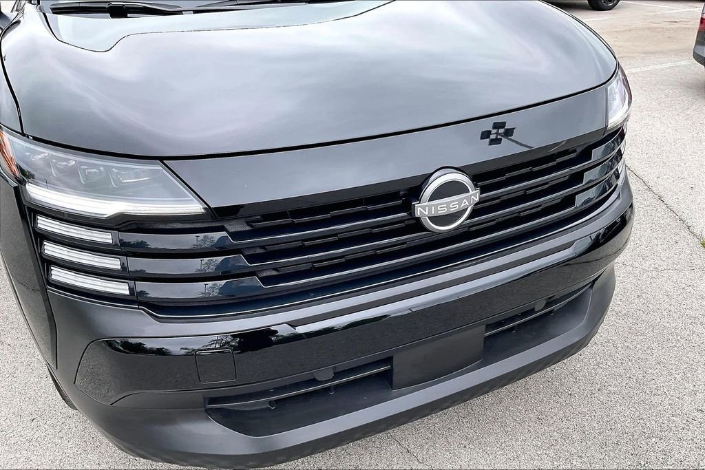 Used 2025 Nissan Kicks SV AWD/4WD image 38