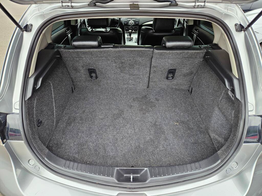 Used 2010 MAZDA MAZDA3 s Grand Touring FWD image 9