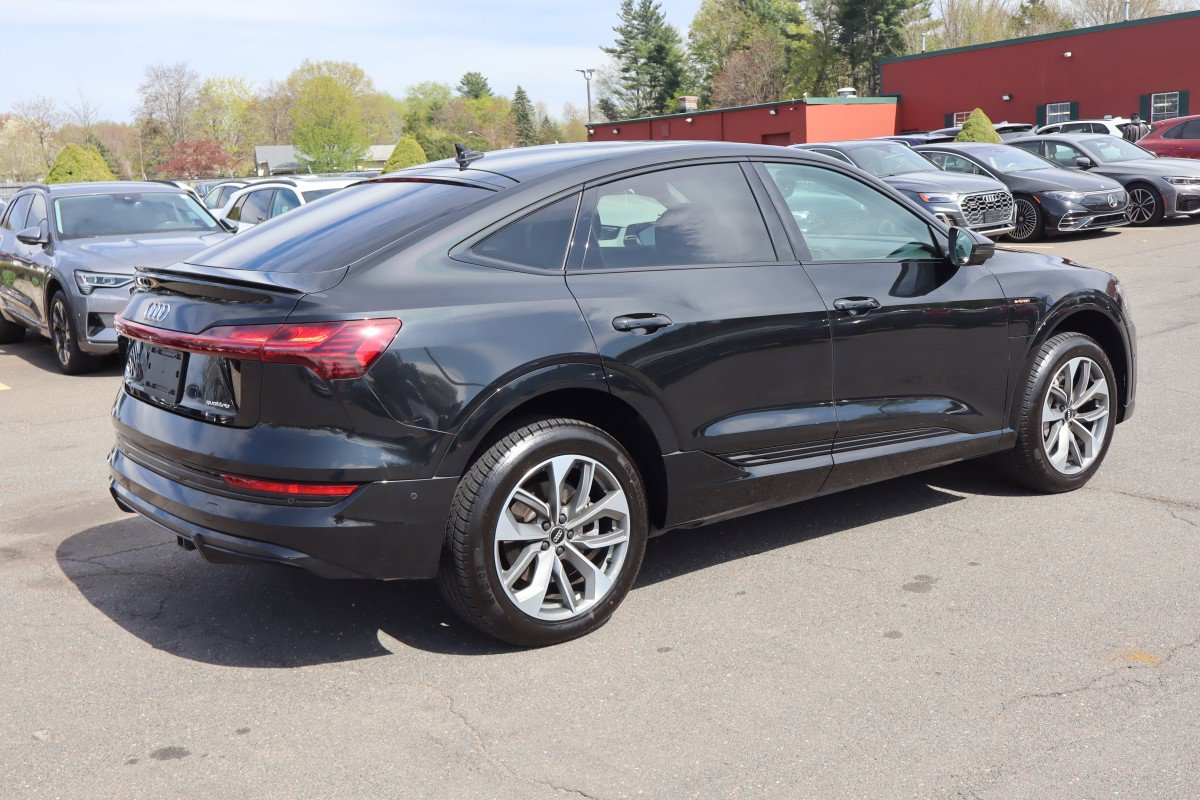 Used 2021 Audi e-tron Premium Plus w/ Premium Plus Package AWD/4WD image 5
