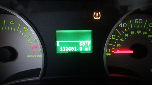 Used 2010 Ford Explorer Eddie Bauer AWD/4WD image 17