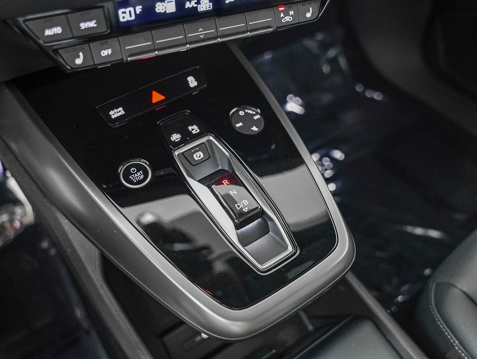 Certified 2023 Audi Q4 e-tron Premium Plus RWD image 18