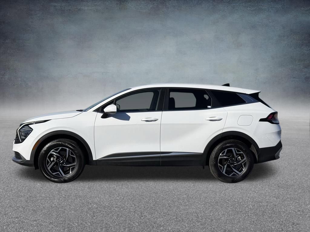 Used 2025 Kia Sportage LX AWD/4WD image 7