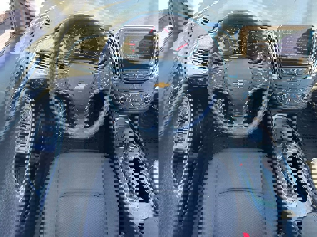 Used 2021 Chevrolet Malibu LT image 17