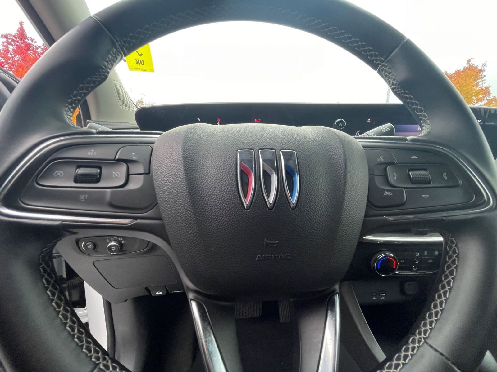 Used 2025 Buick Encore GX Preferred image 28