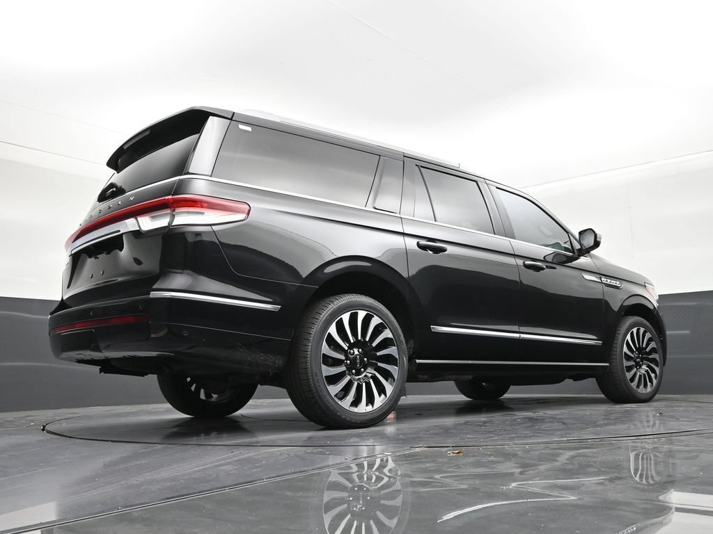 Used 2024 Lincoln Navigator L Black Label AWD/4WD image 25