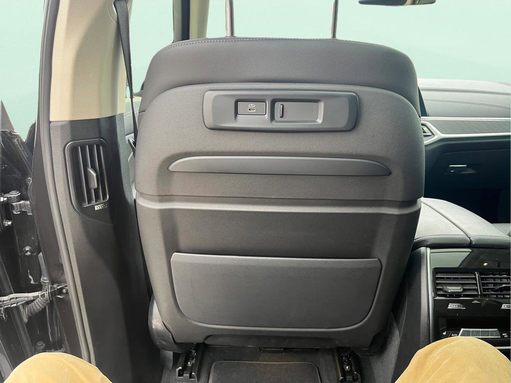 Used 2022 BMW X7 xDrive40i image 30