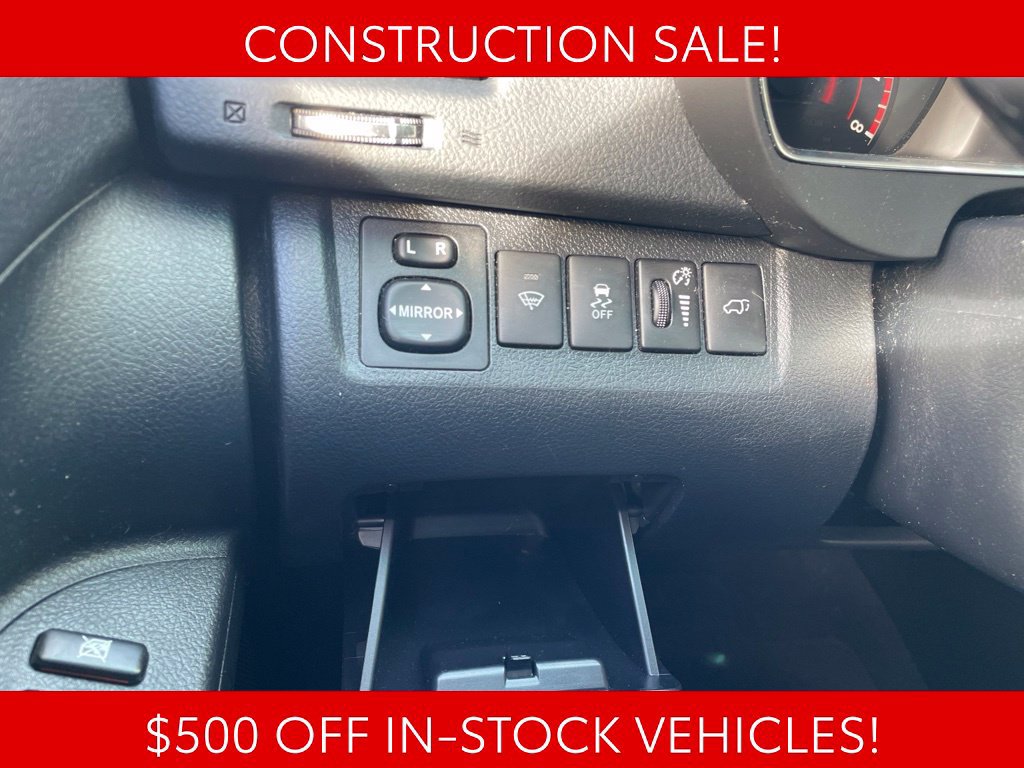 Used 2012 Toyota Highlander Limited w/ Tow Pkg AWD/4WD image 33