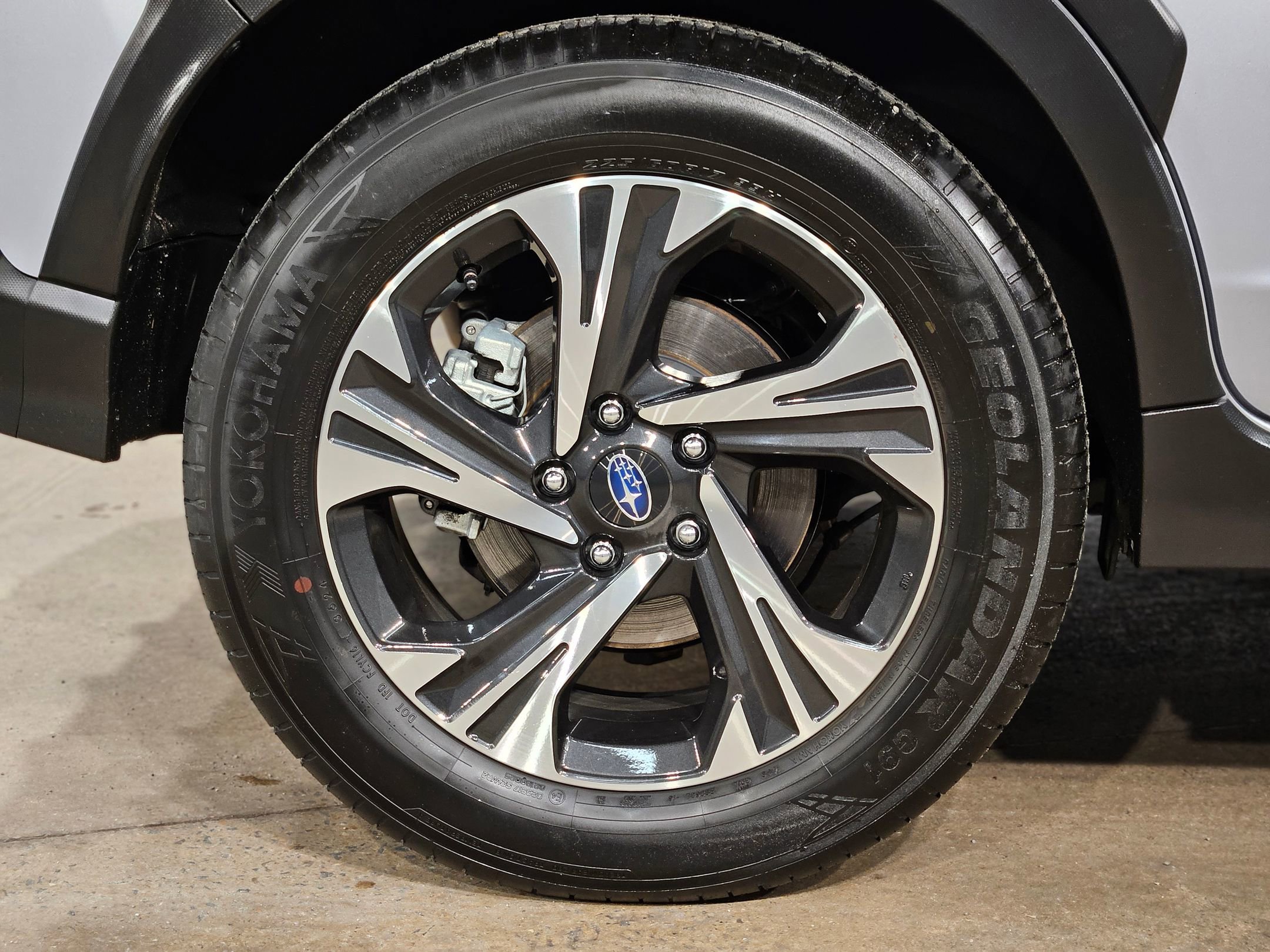 Used 2024 Subaru Crosstrek 2.0i Premium image 17