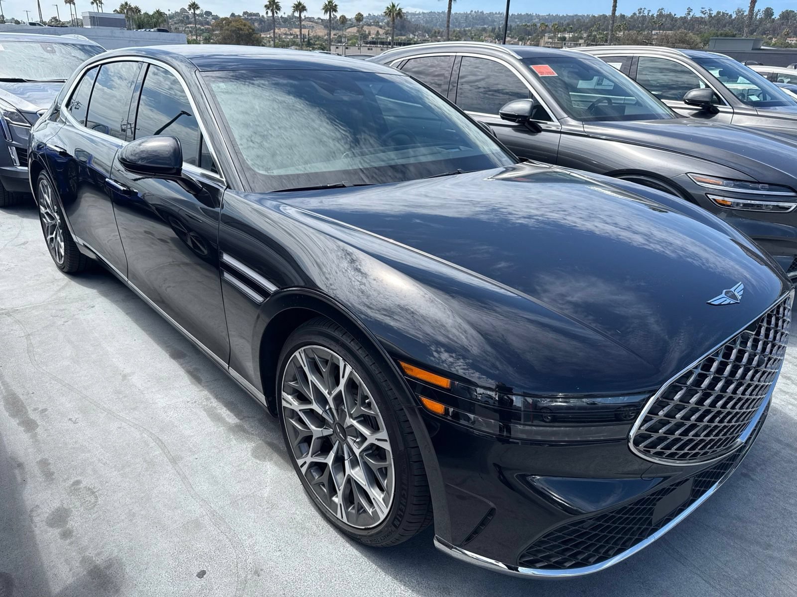 Used 2024 Genesis G90 3.5T AWD/4WD image 1