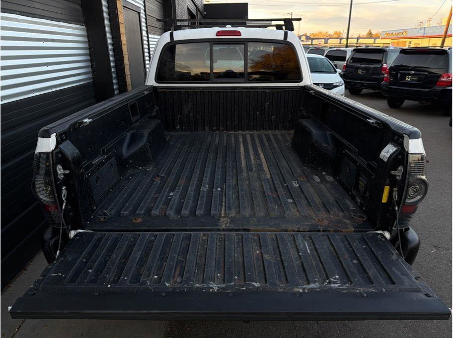 Used 2010 Toyota Tacoma 4x4 Access Cab V6 image 24