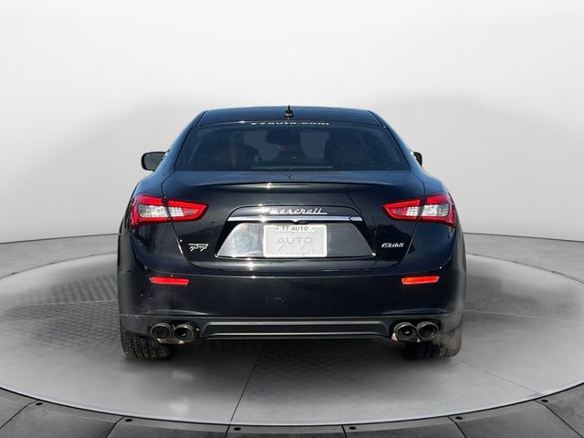 Used 2015 Maserati Ghibli RWD image 4