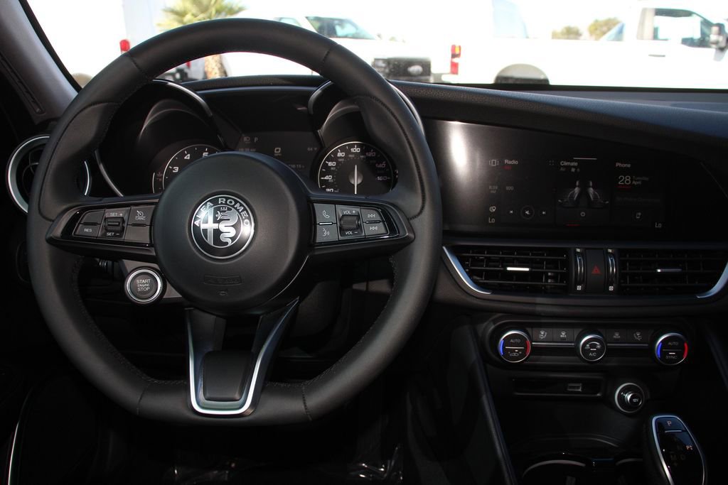 Used 2021 Alfa Romeo Giulia Sprint RWD image 15