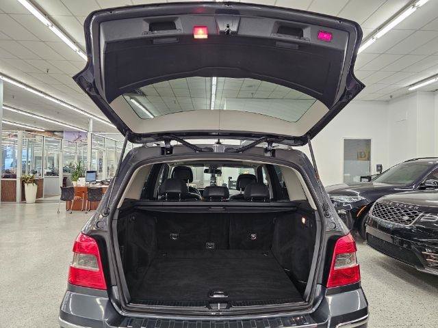 Used 2010 Mercedes-Benz GLK 350 4MATIC image 39