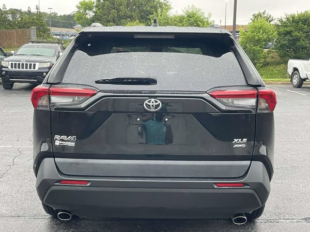 Used 2023 Toyota RAV4 XLE AWD/4WD image 9