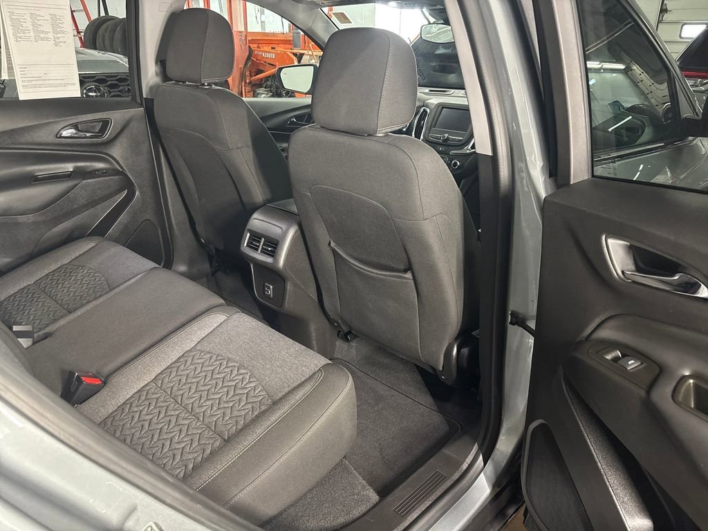 Used 2024 Chevrolet Equinox LT image 18