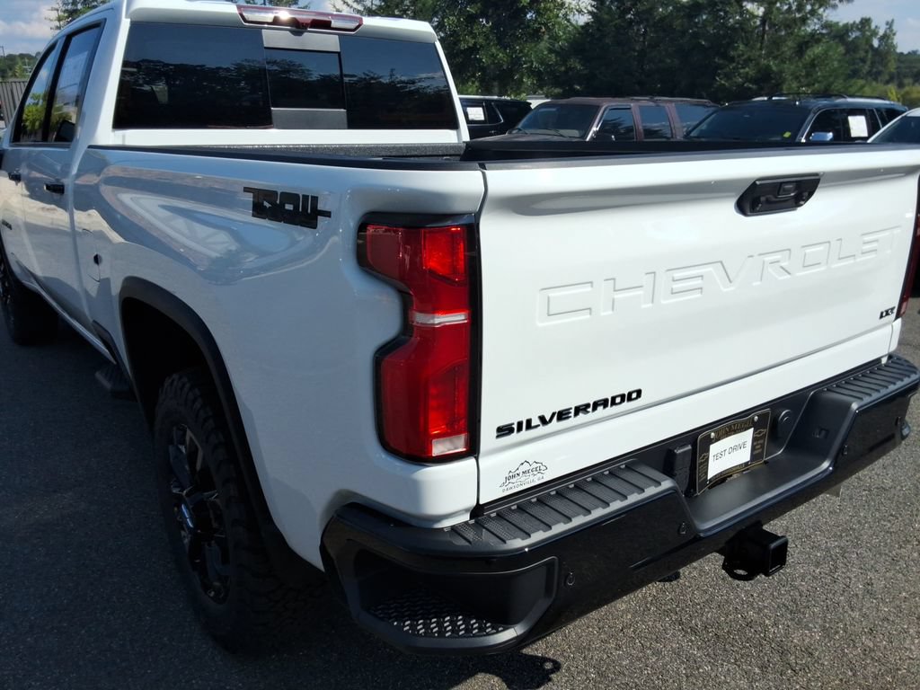 New 2026 Chevrolet Silverado 2500 LTZ w/ LTZ Plus Package AWD/4WD image 17