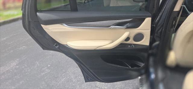 Used 2016 BMW X5 xDrive40e image 17