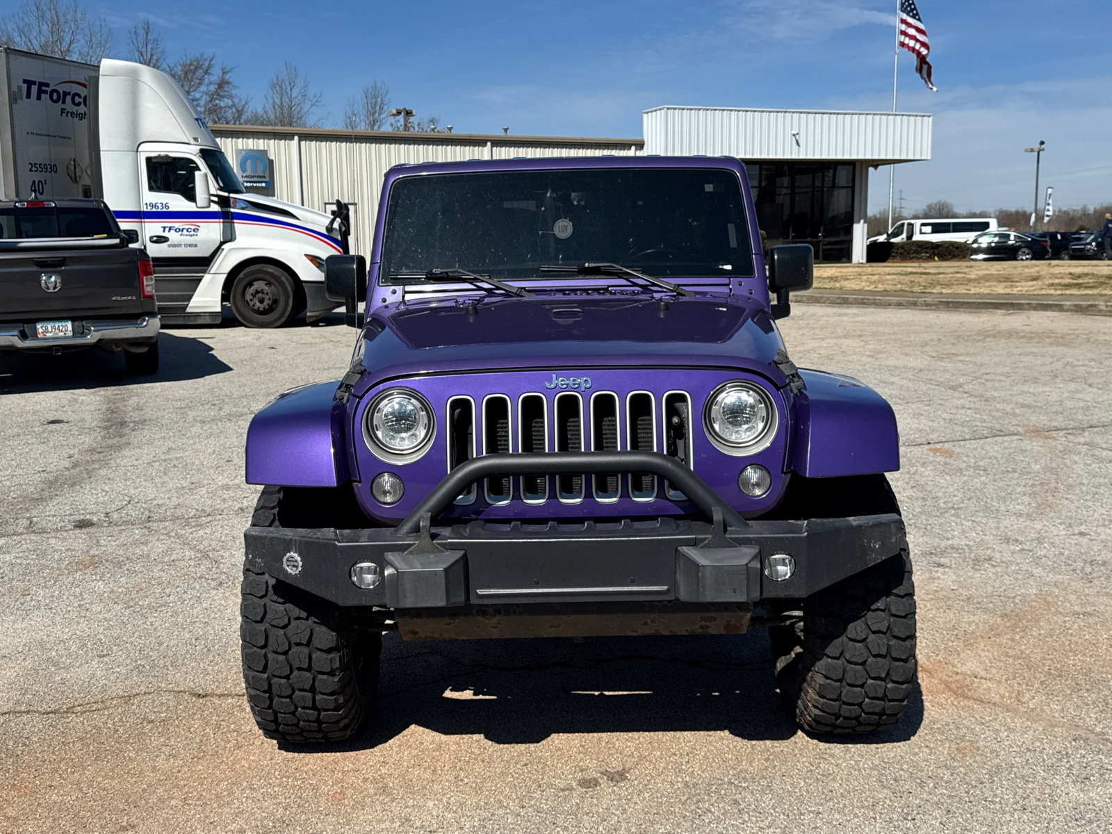 Used 2017 Jeep Wrangler Unlimited Sahara w/ Max Tow Package image 2