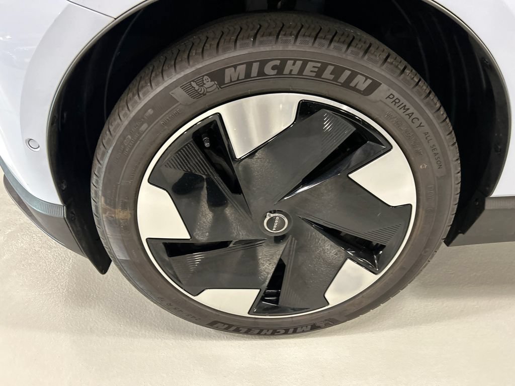Certified 2025 Volvo EX30 Ultra w/ Climate Package AWD/4WD image 8