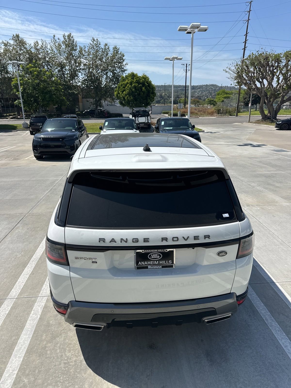 Used 2022 Land Rover Range Rover Sport HSE Silver Edition AWD/4WD image 4