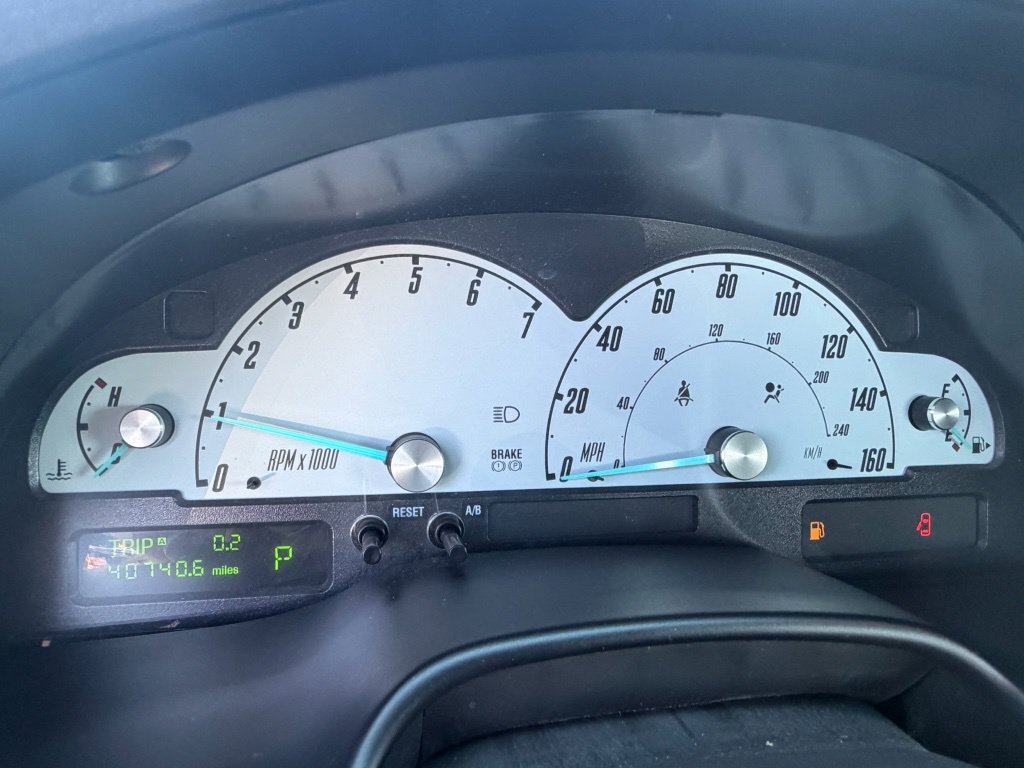 Used 2002 Ford Thunderbird RWD image 12