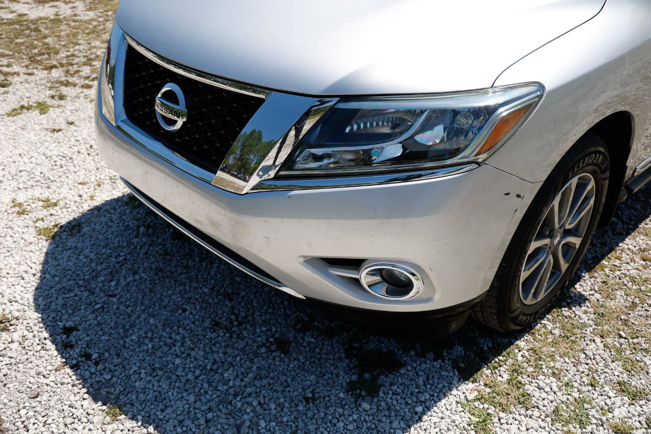 Used 2013 Nissan Pathfinder SL w/ SL Premium Pkg image 26