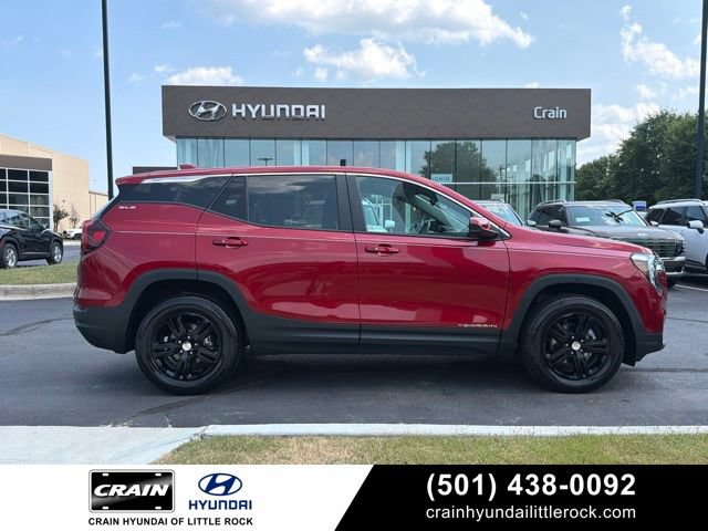 Used 2024 GMC Terrain SLE