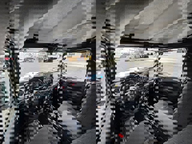 New 2026 Jeep Gladiator Sport image 20