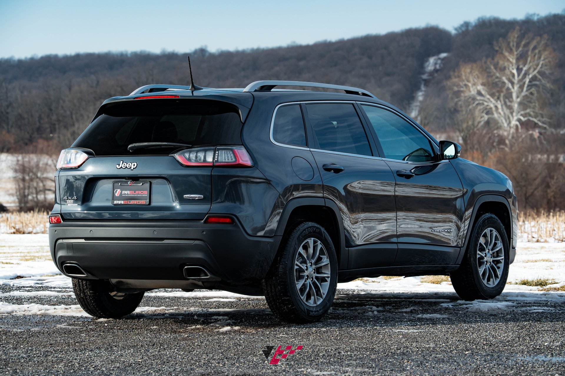 Used 2021 Jeep Cherokee Latitude Lux w/ Comfort/Convenience Group image 5