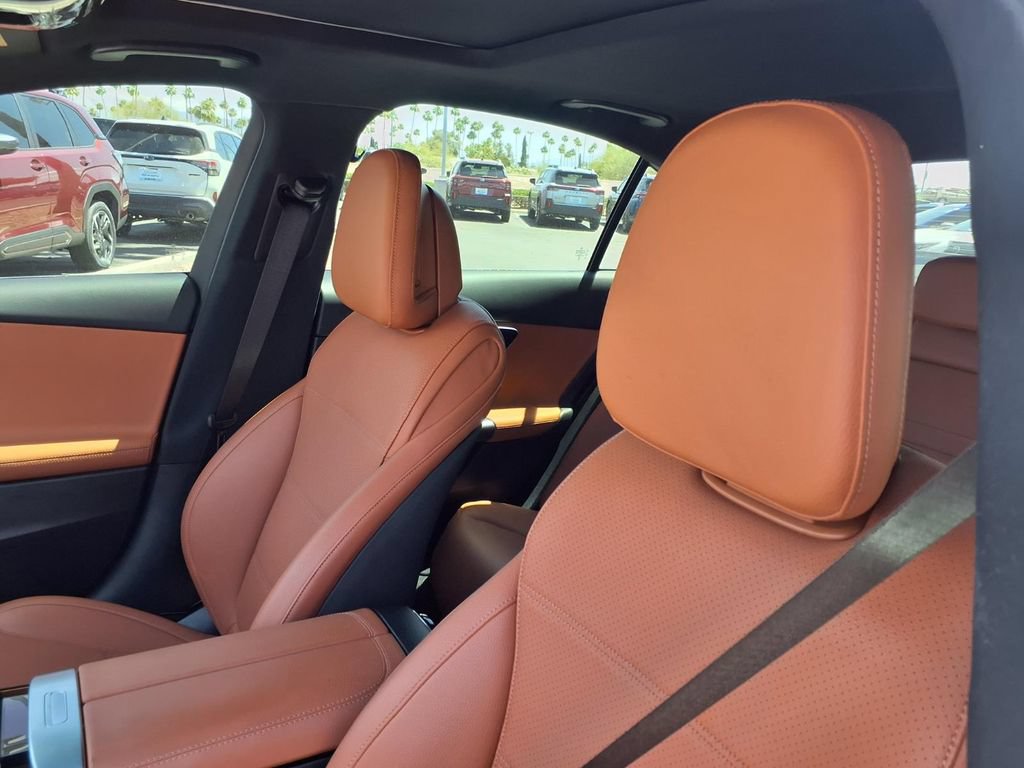 Used 2024 Mercedes-Benz C 300 Sedan image 26