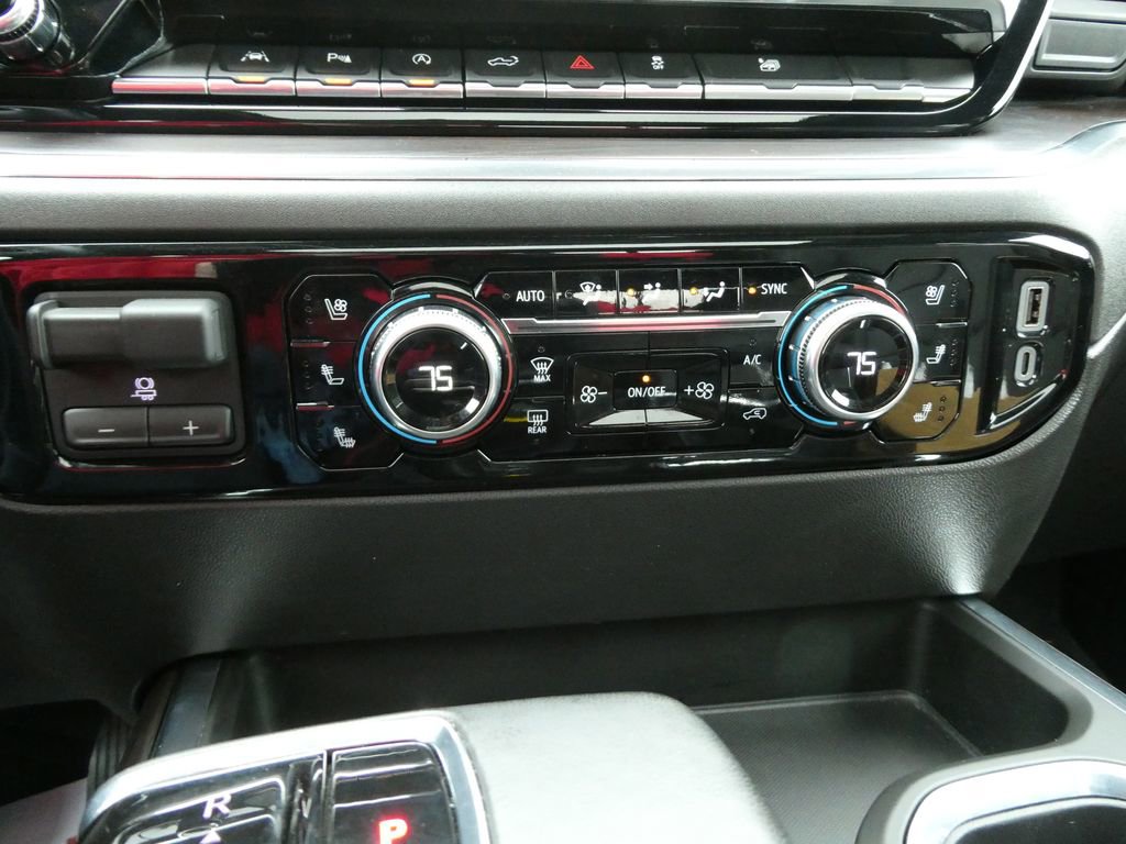 Certified 2024 GMC Sierra 1500 SLT w/ SLT Premium Plus Package AWD/4WD image 31