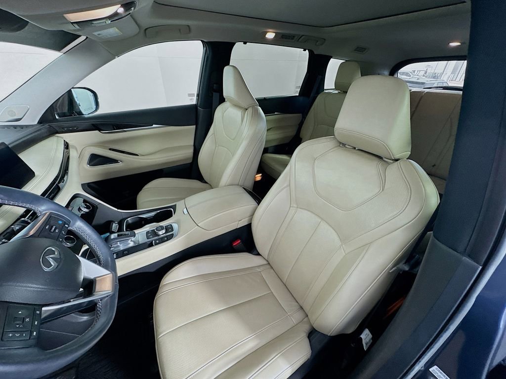Used 2023 INFINITI QX60 Sensory w/ Cargo Package image 22