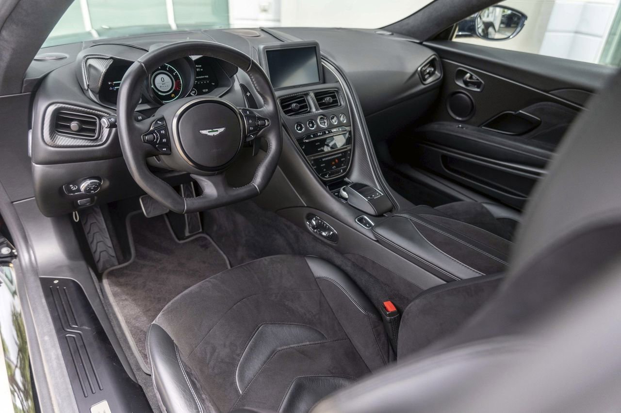 Used 2019 Aston Martin DBS Superleggera image 36