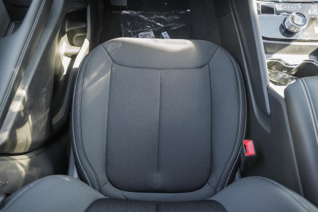 New 2025 Jeep Grand Cherokee Laredo X w/ Luxury Tech Group I image 30