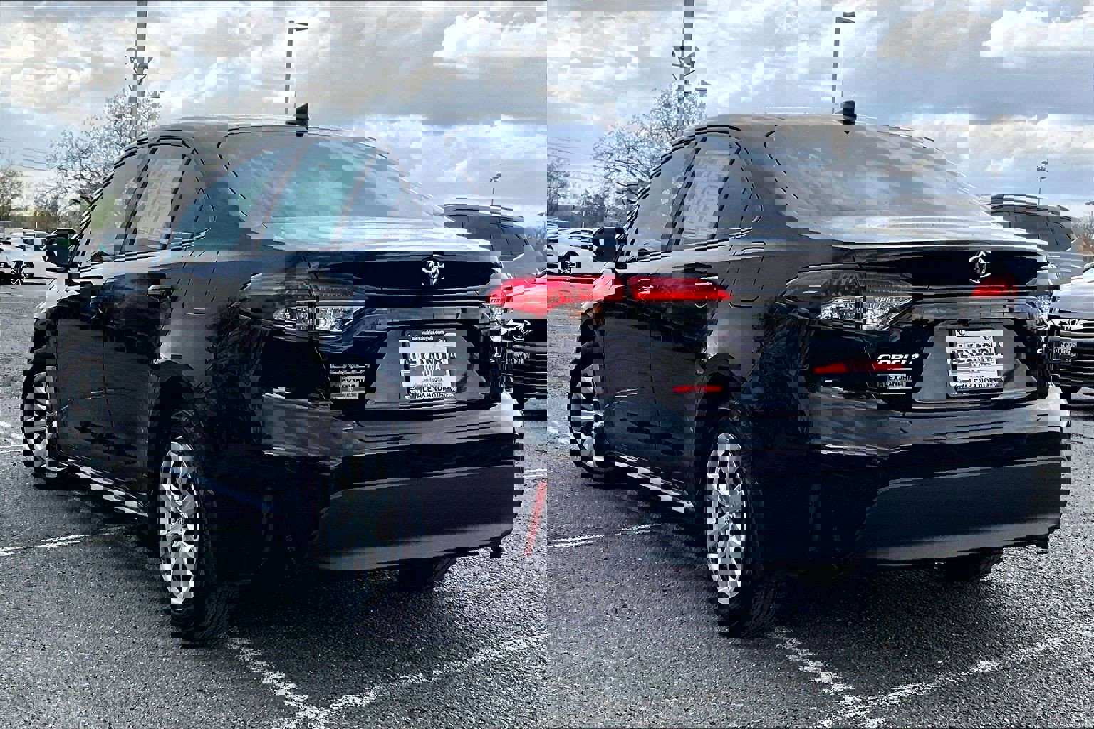 Used 2023 Toyota Corolla LE image 11