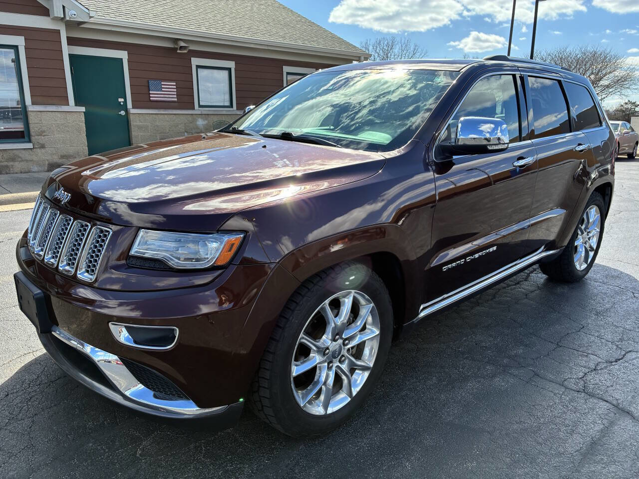 Used 2014 Jeep Grand Cherokee Summit AWD/4WD image 5