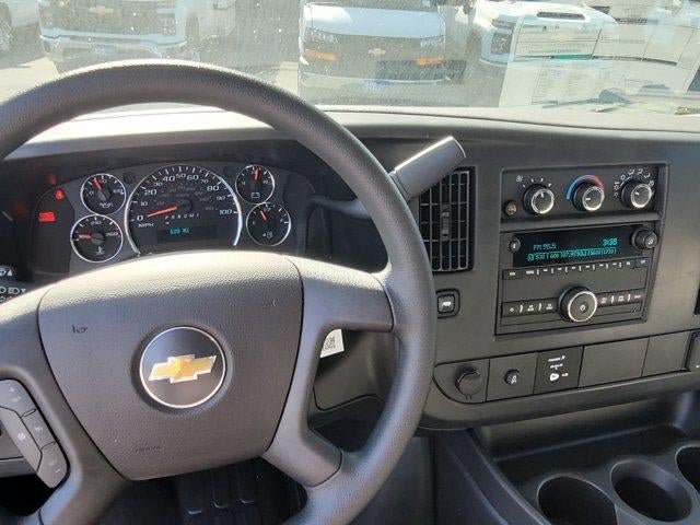 New 2026 Chevrolet Express 2500 Extended w/ Communications Package RWD image 11