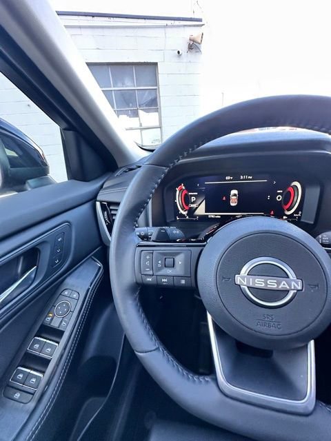 Certified 2024 Nissan Rogue SL w/ SL Premium Package image 18