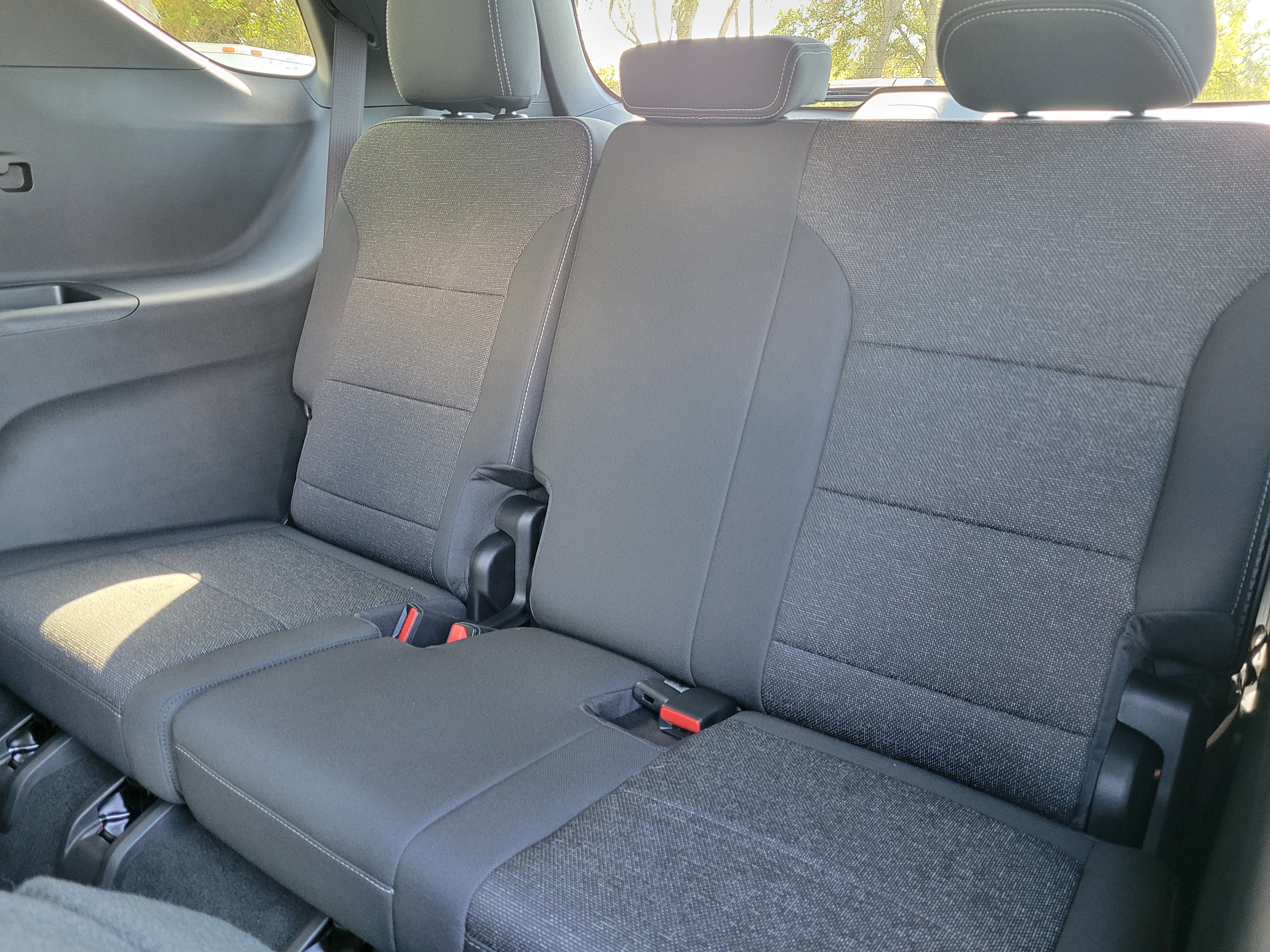 Certified 2026 Chevrolet Traverse LT w/ Driver Confidence Package FWD image 37