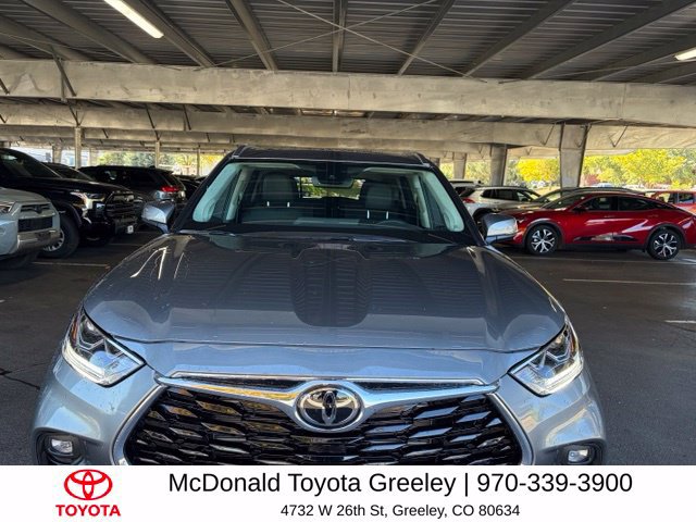 Used 2026 Toyota Highlander Limited AWD/4WD image 16