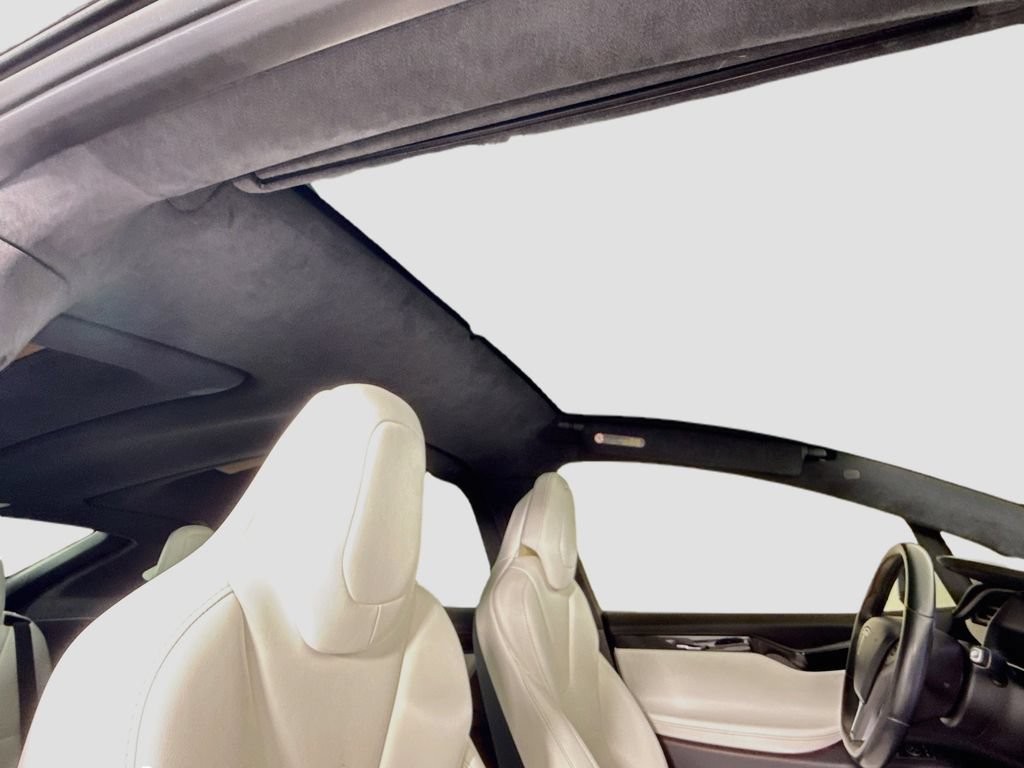 Used 2018 Tesla Model X 75D AWD/4WD image 18