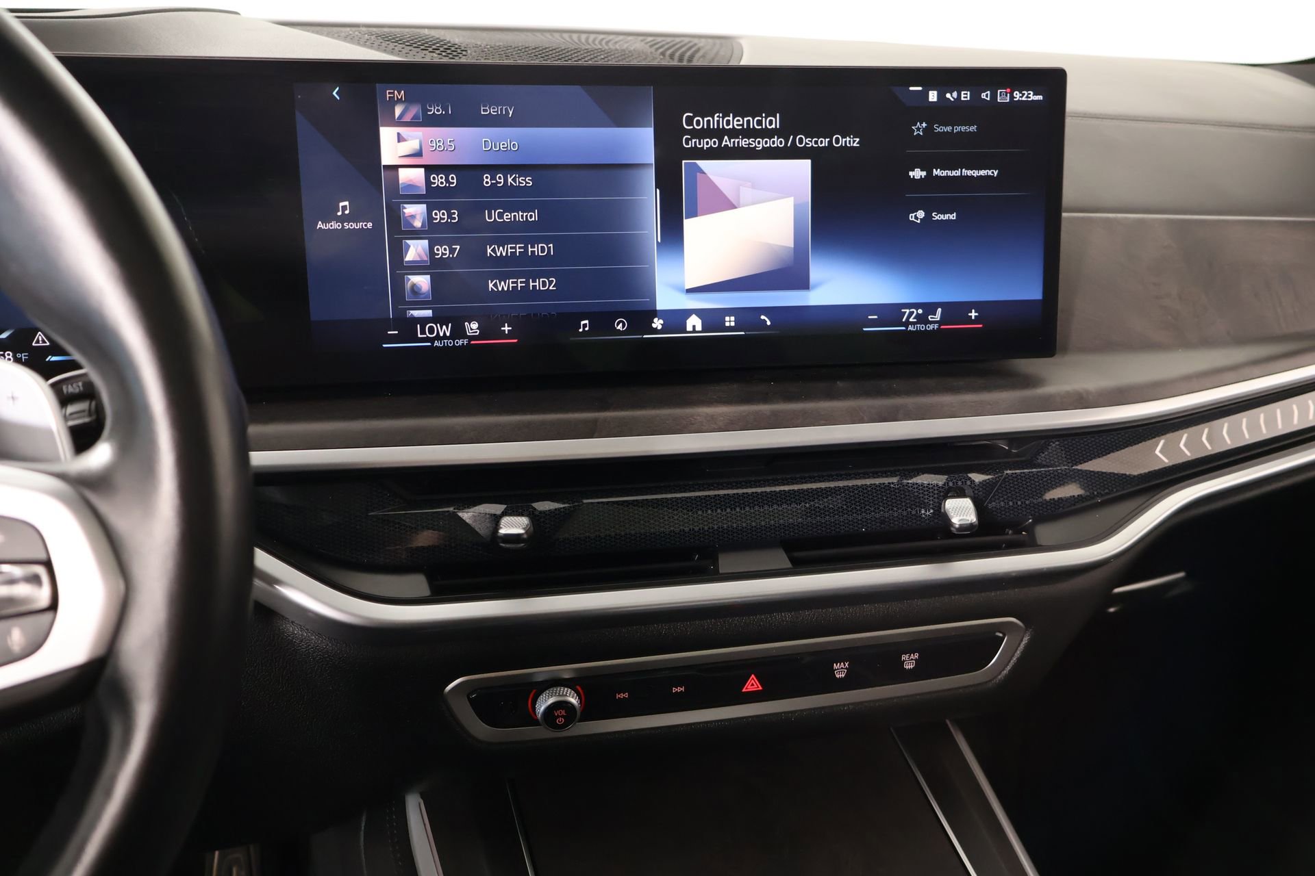 Used 2024 BMW X5 xDrive40i w/ Executive Package image 5