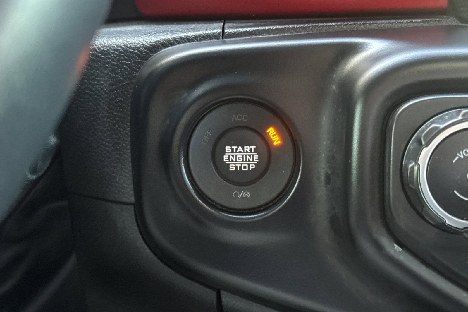 Used 2022 Jeep Gladiator Rubicon image 25