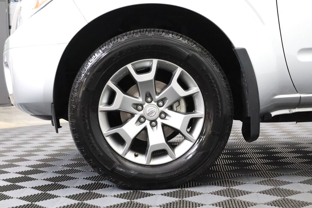 Used 2021 Nissan Frontier SV AWD/4WD image 5