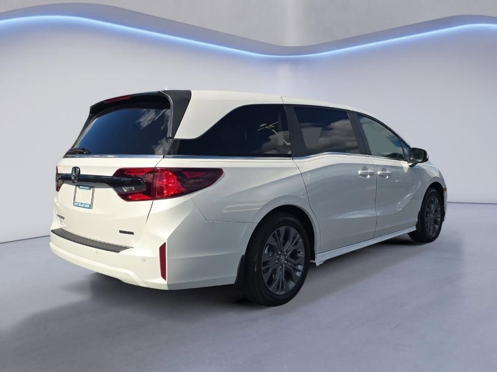 New 2026 Honda Odyssey Touring image 6