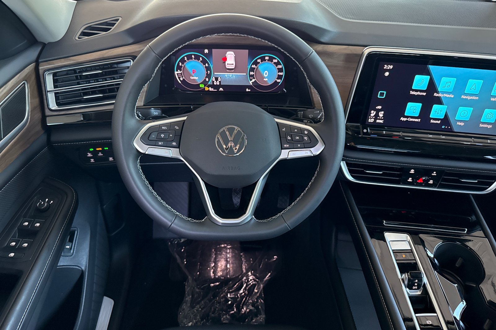 New 2026 Volkswagen Atlas SE AWD/4WD image 14