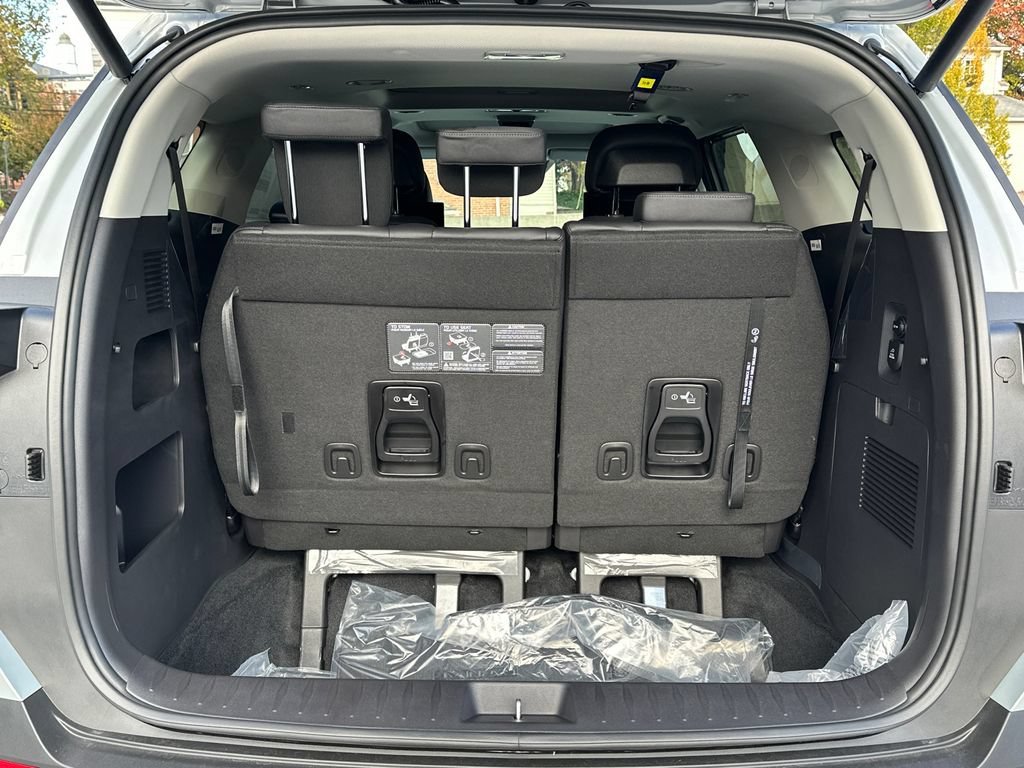 New 2026 Kia Carnival SX Prestige FWD image 6