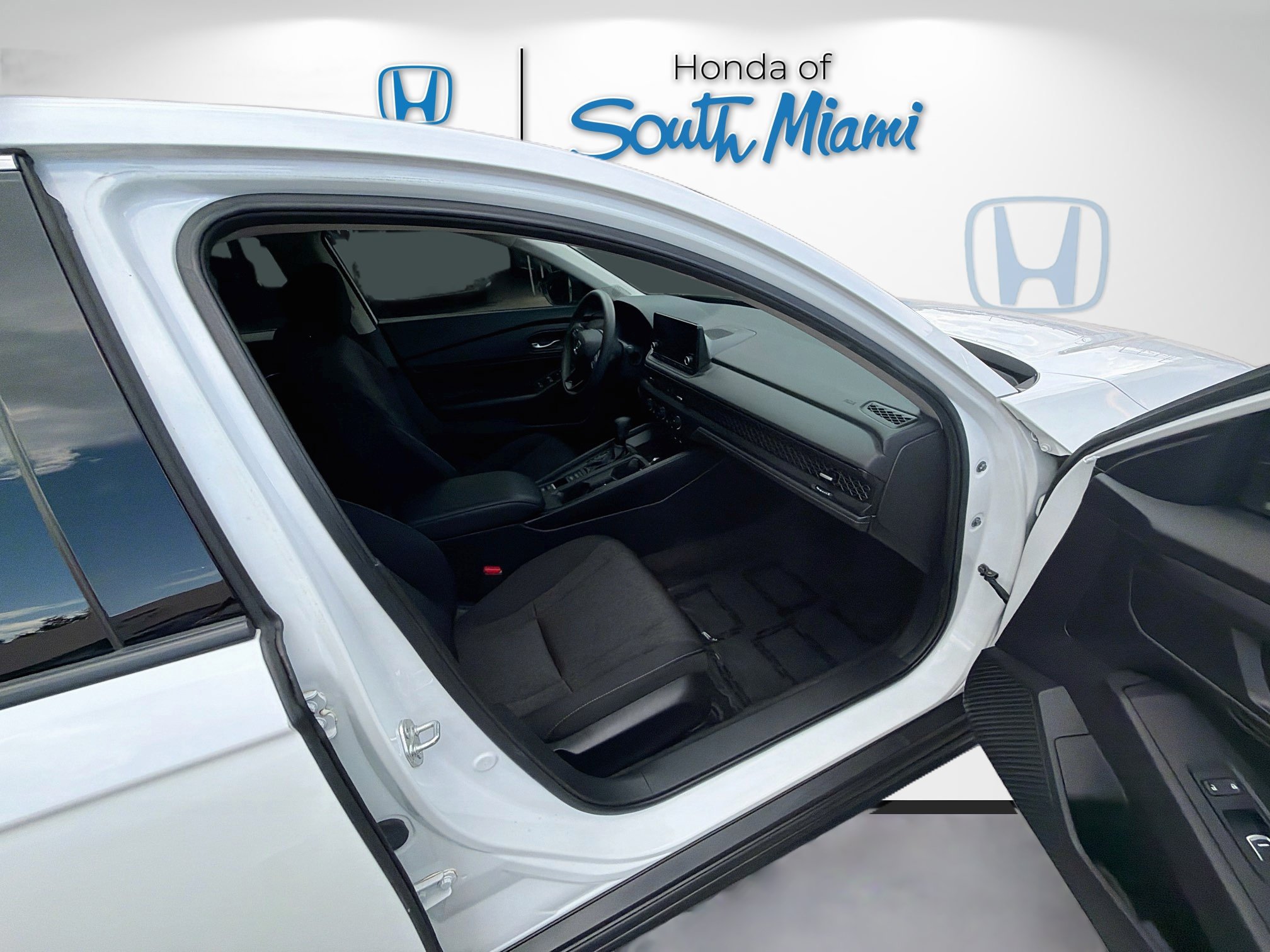Used 2024 Honda Accord EX image 30