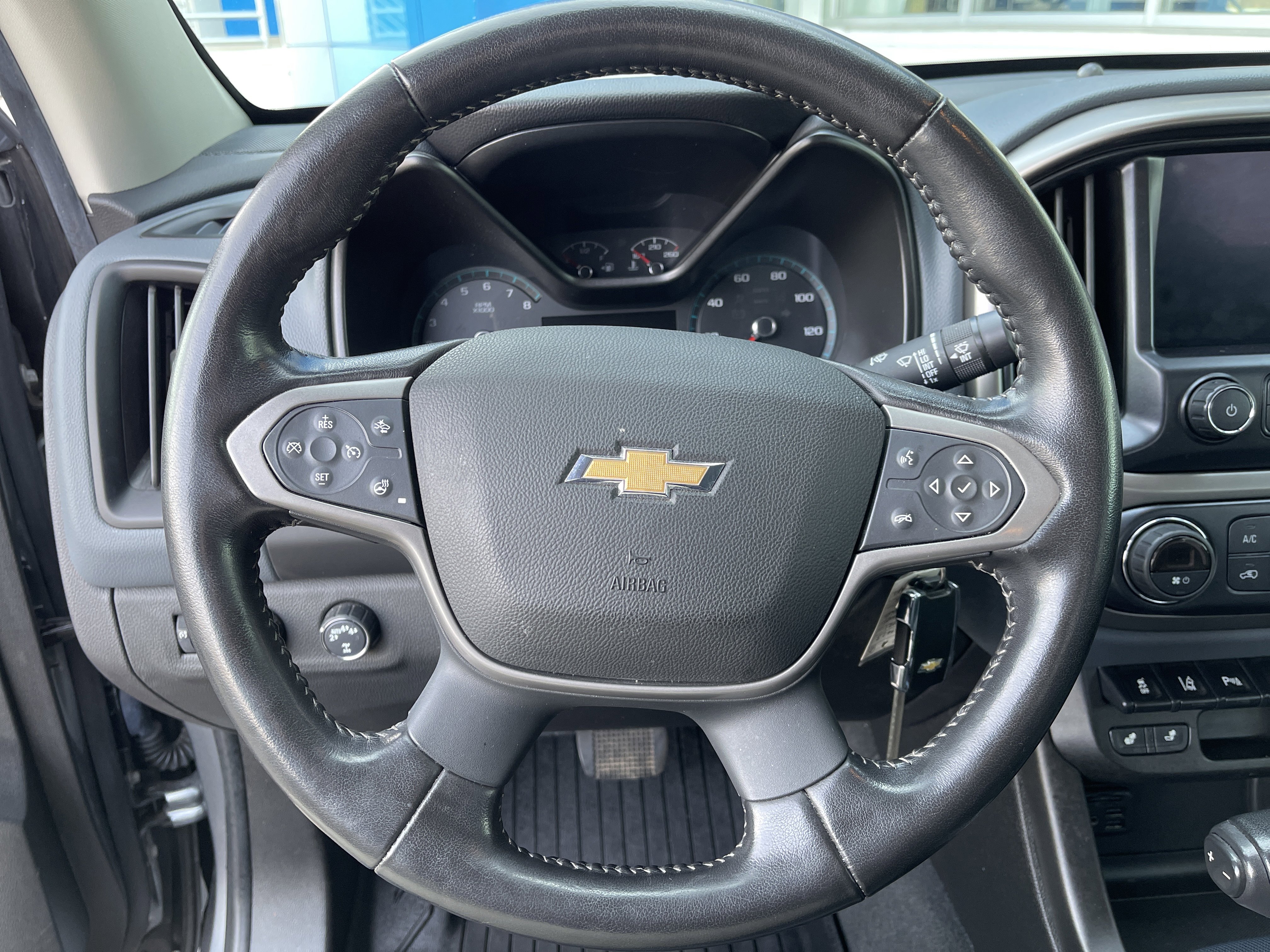 Used 2021 Chevrolet Colorado Z71 w/ Safety Package image 21